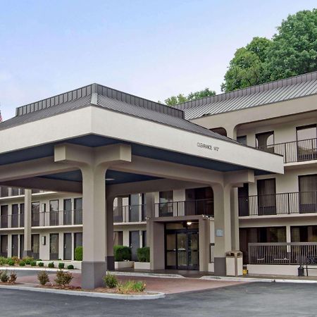 Baymont By Wyndham Nashville Airport Exterior photo