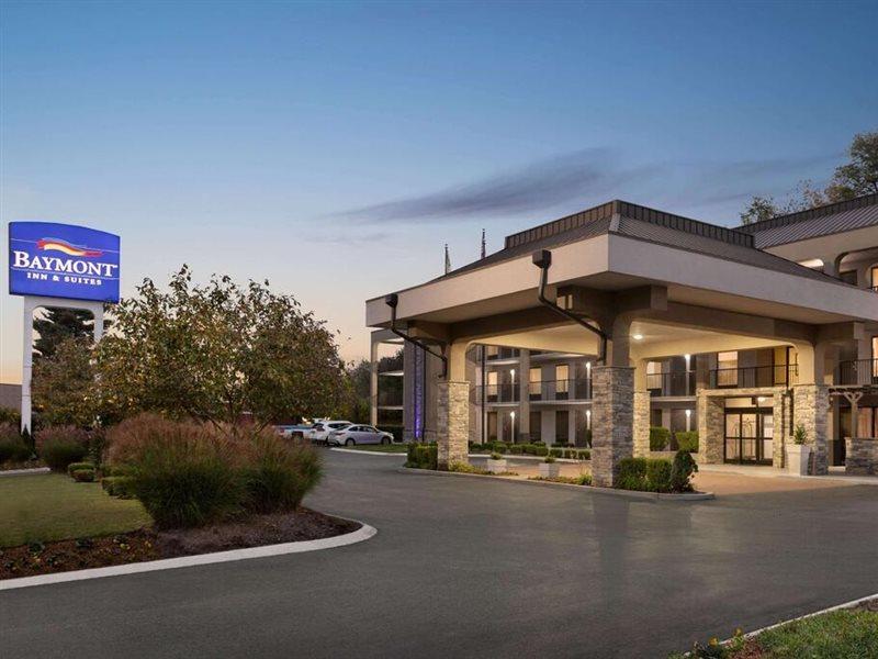 Baymont By Wyndham Nashville Airport Exterior photo